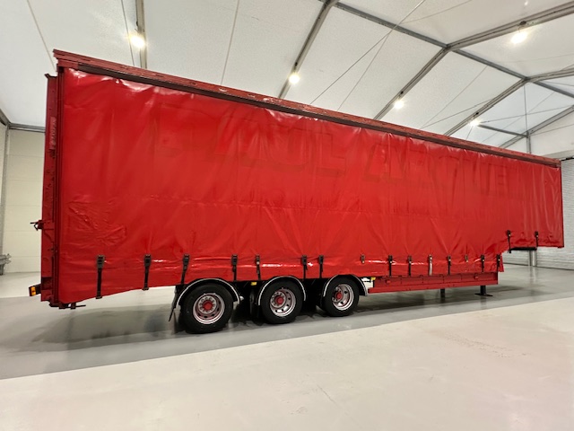 Kerbaid Miles Nunn Tri Axle Stepframe Enclosed Lowloader