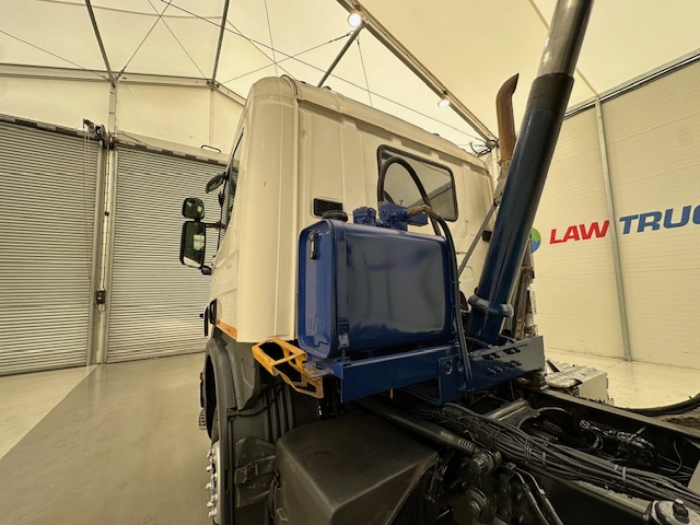 Scania P370 8×4 Sleeper Cab Tipper Manual