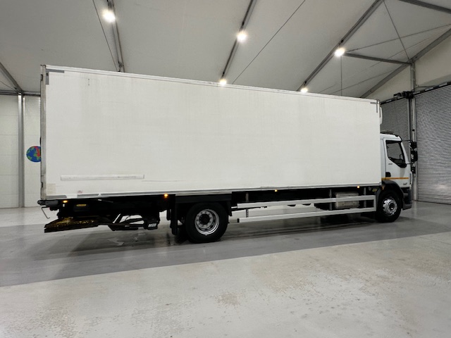 DAF LF 220 Day Cab Fridge Box