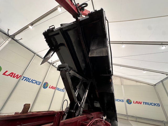DAF CF85 410 8×4 Day Cab Steel Tipper Grab