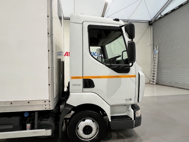 Renault Midlum 190 Day Cab Box Van