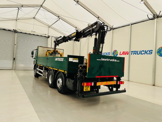 DAF CF75 310 Day Cab Dropside Brick Grab