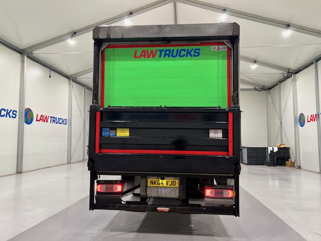 Scania P280 6×2 Rear Lift Day Cab Fridge Box