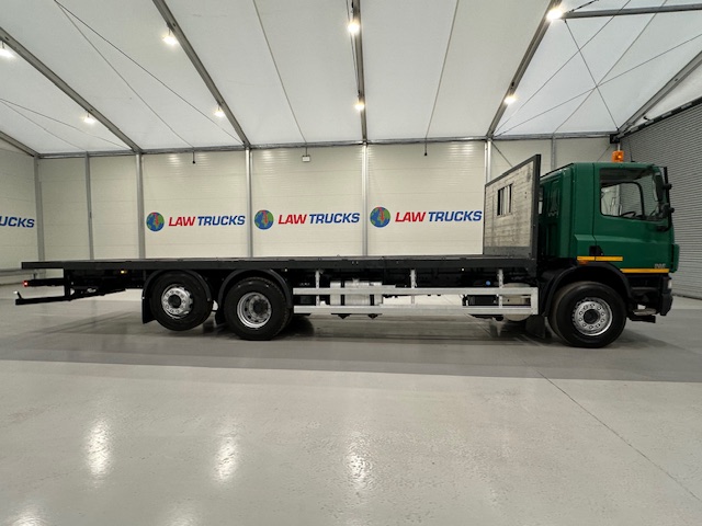 DAF CF75 310 6×2 Rear Lift Flatbed