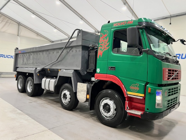 Volvo FM 400 8×4 Day Cab Tipper
