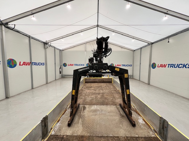 Mercedes Axor 2529 Rear Lift Brick Grab Manual