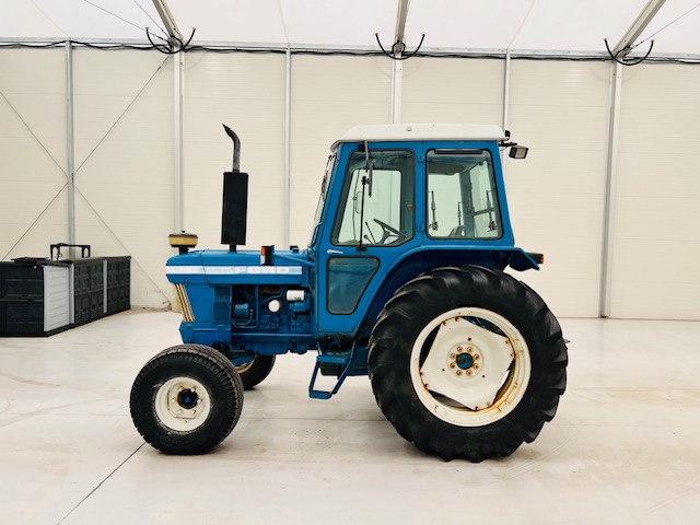 Ford 7610 Tractor