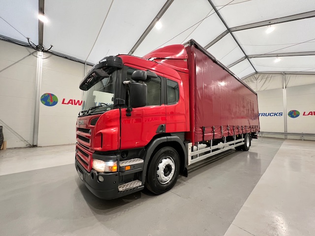 Scania P230 4×2 Sleeper Cab Curtainsider