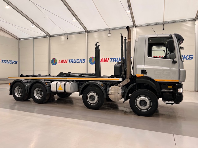 DAF CF85 410 8×4 Day Cab Hookloader Manual