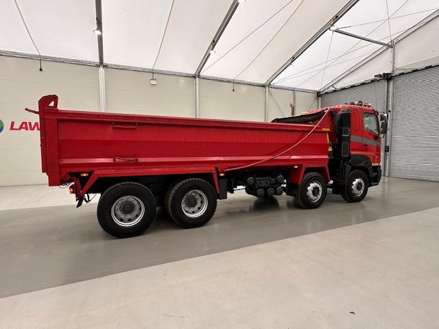 Hino 3241 700 8×4 Sleeper Cab Steel Tipper
