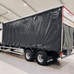 Volvo FM9 260 10 Tyre Sleeper Cab Curtainsider - thumbnail