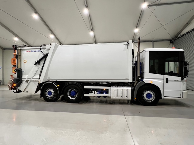 Mercedes Econic 2630 6×2 Refuse Bin Lorry