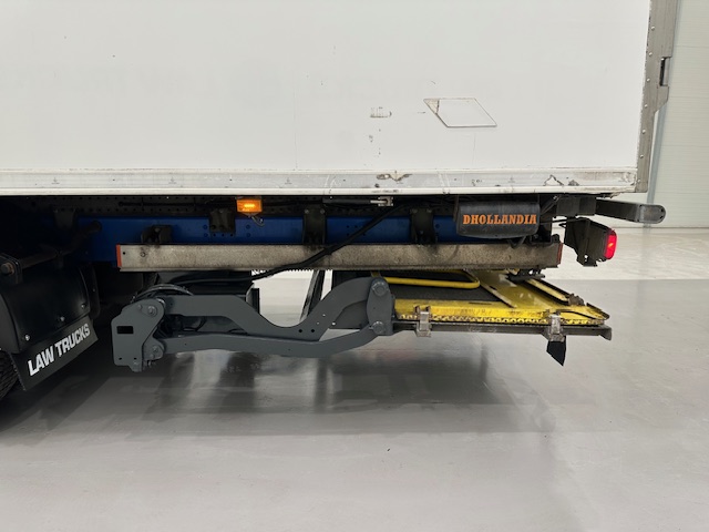Scania P250 4×2 Sleeper Cab Fridge Box
