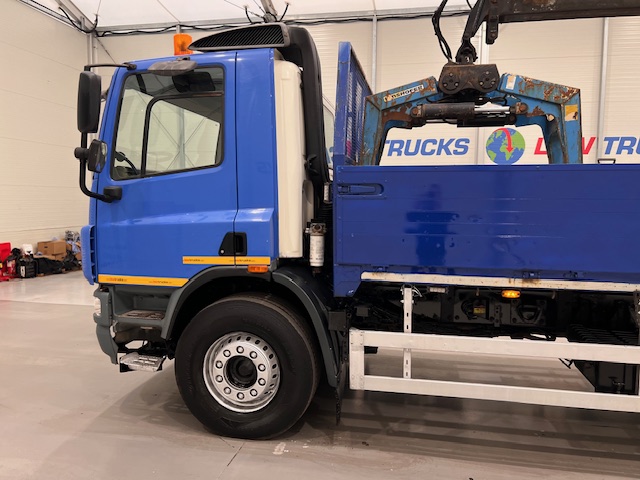 DAF CF75 310 Day Cab Dropside Brick Grab