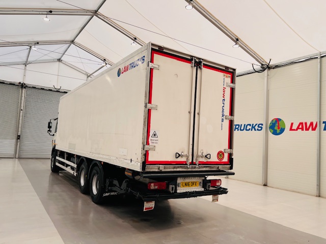 DAF CF 330 6×2 Rear Lift Fridge Box