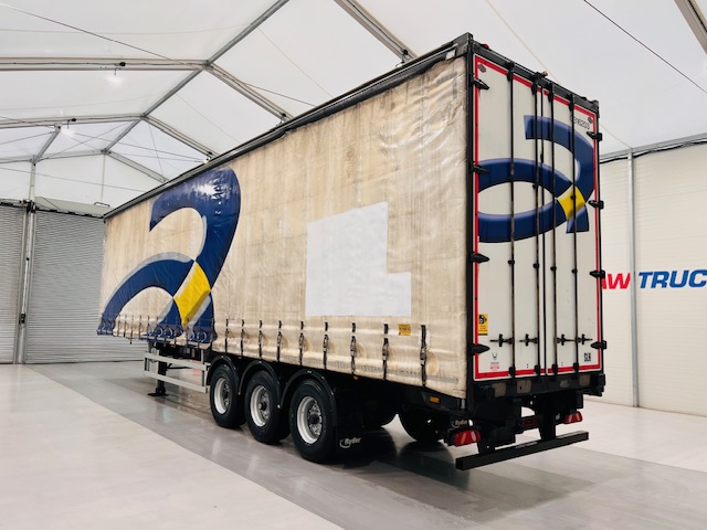 Cartwright Tri Axle 4.80m Curtainsider Trailer
