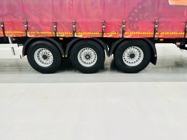 Don Bur Tri Axle 4.80m Curtainsider Trailer