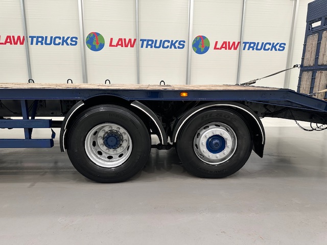 Volvo FM12 340 Rear Lift Sleeper Beavertail