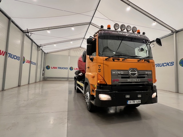 Hino 700 2813 6×4 Cement Mixer