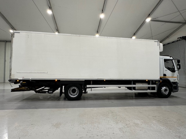 DAF LF 220 Day Cab Fridge Box