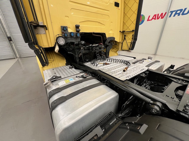 Scania R480 6×2 Midlift Topline Tractor Unit