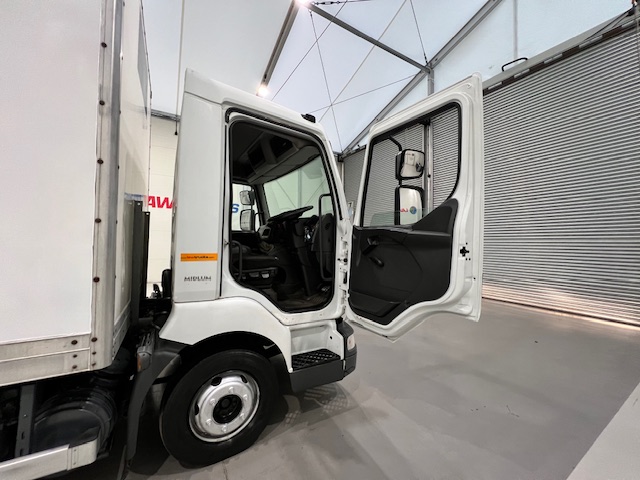 Renault Midlum 190 Day Cab Box Van