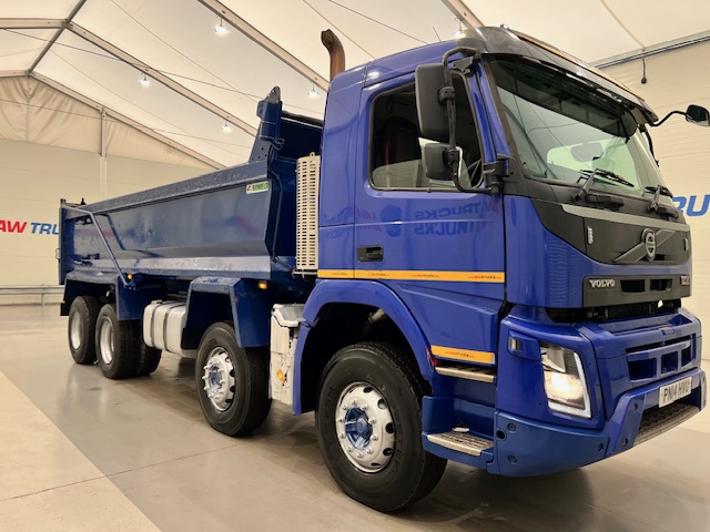 Volvo FM 410 8×4 Day Cab Steel Tipper