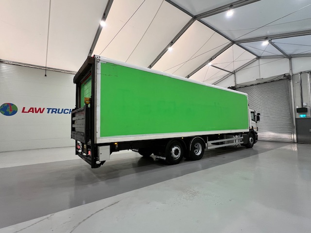 Scania P280 6×2 Rear Lift Day Cab Fridge Box