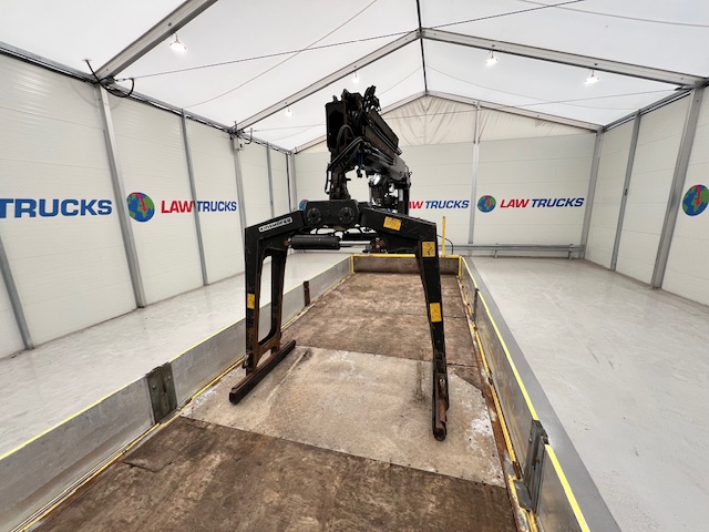 Mercedes Axor 2529 Rear Lift Brick Grab Manual