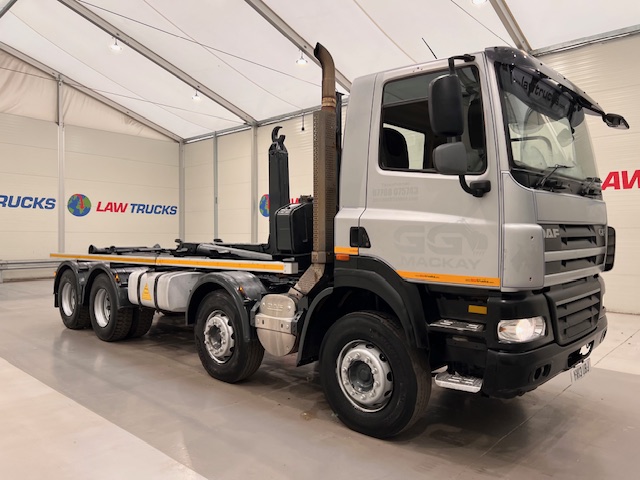 DAF CF85 410 8×4 Day Cab Hookloader Manual