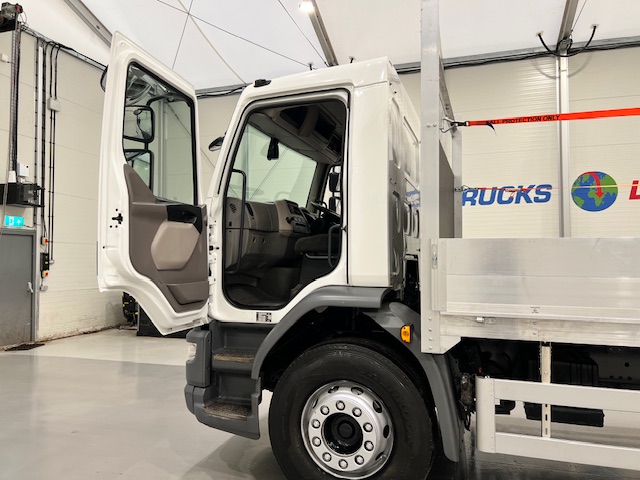 DAF LF 230 Dropside Scaffolding Truck Manual