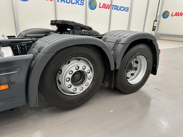 Scania R450 6×2 Midlift Highline Tractor Unit