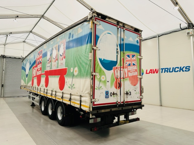 Don Bur Tri Axle 4.40m Curtainsider Trailer