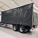 Volvo FM9 260 10 Tyre Sleeper Cab Curtainsider - thumbnail
