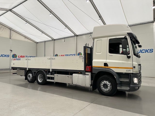 DAF CF 440 6×2 Sleeper Cab Dropside Drawbar Spec