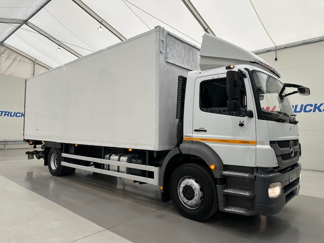 Mercedes Axor 1824 Day Cab Box Van