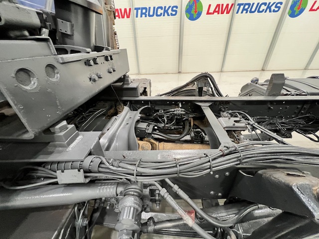 Scania P370 8×4 Sleeper Cab Tipper Manual