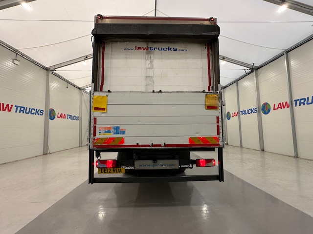 MAN TGS 26.320 6×2 Sleeper Cab Fridge Box