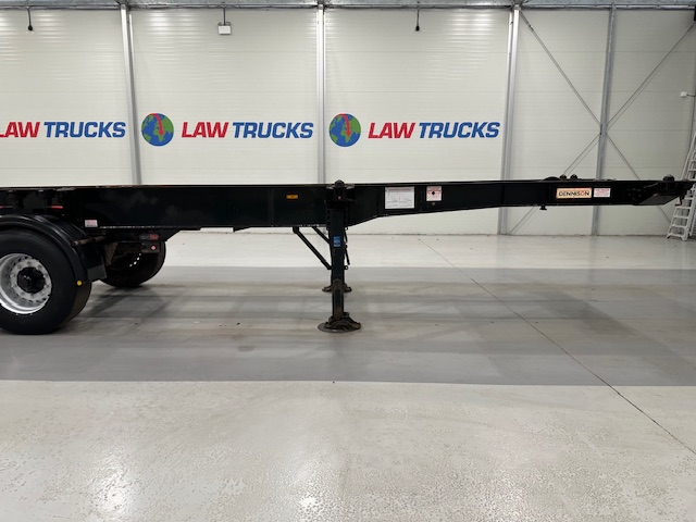Dennison Tri Axle Sliding Skeletal Trailer BPW