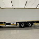 Mercedes Antos 2532 6×2 Rear Lift Day Cab Fridge Box - thumbnail
