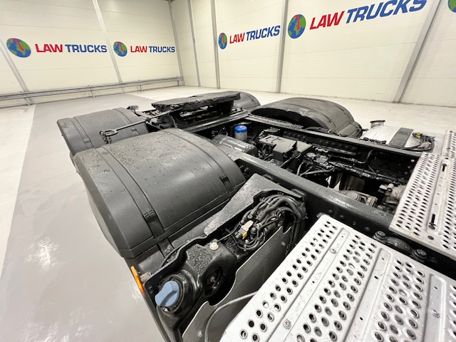 Mercedes Actros 2545 6×2 Midlift Tractor Unit