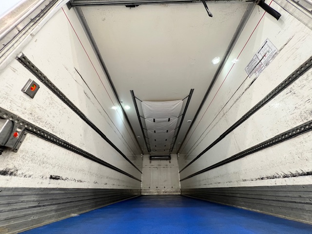Scania P250 4×2 Sleeper Cab Fridge Box