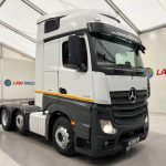 Mercedes Actros 2545 6×2 Midlift Tractor Unit - thumbnail