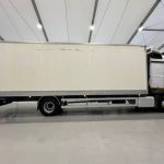 Mercedes Actros 1830 Sleeper Cab Box Van - thumbnail