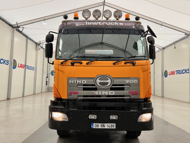 Hino 700 2813 6×4 Cement Mixer