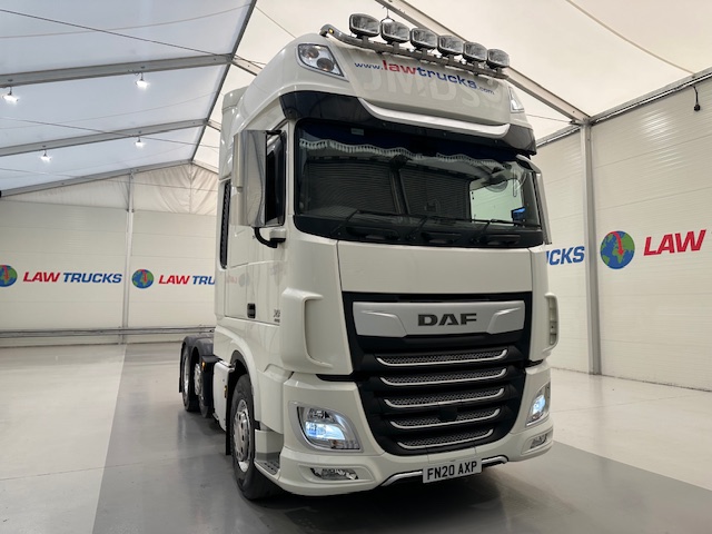 DAF XF 530 6×2 Midlift Tractor Unit