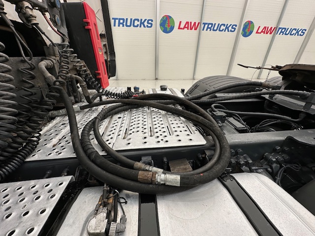 Scania R450 6×2 Rear Lift Highline Tractor Unit PTO