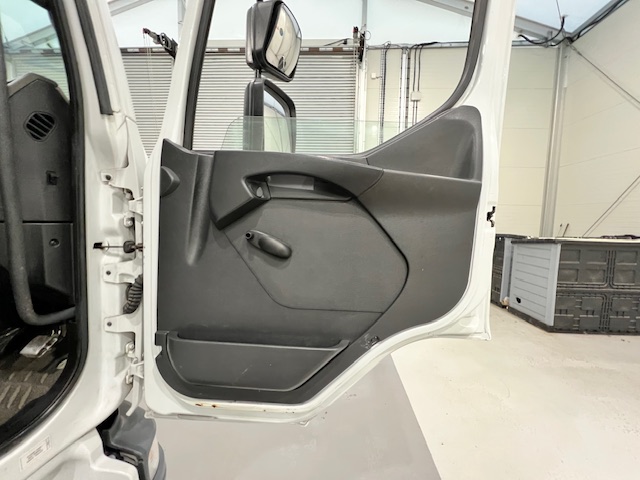 Renault Midlum 190 Day Cab Box Van
