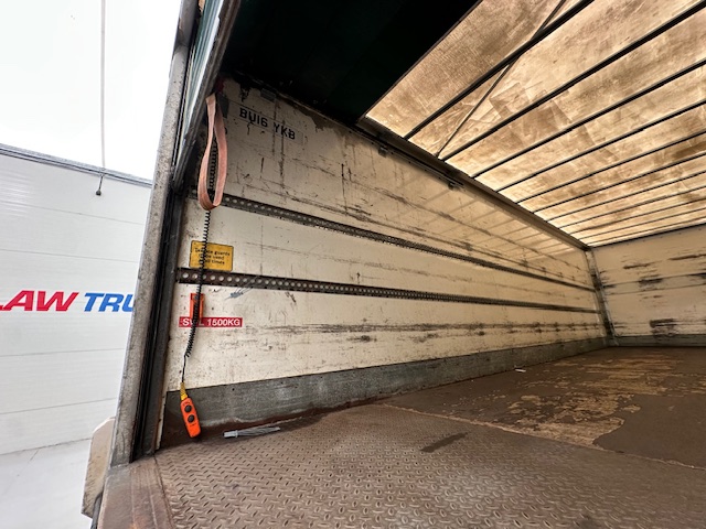 Scania P250 4×2 Sleeper Cab Box Van
