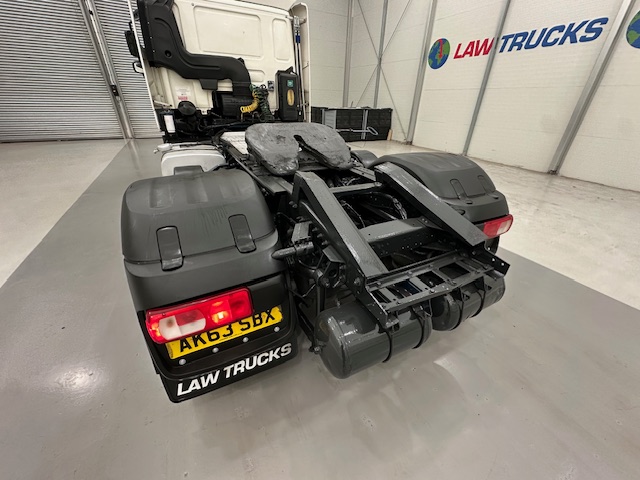 DAF CF85 460 6×2 Midlift Tractor Unit